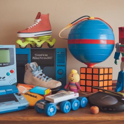 "Les jouets emblématiques des années 90 : une plongée nostalgique"